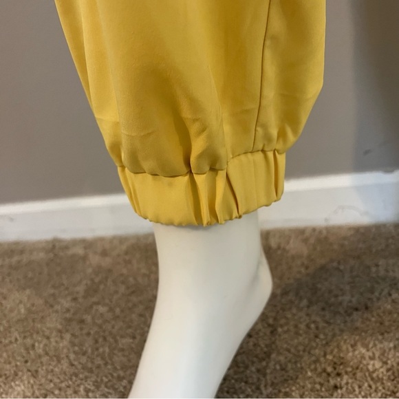 db Sunday‎ Dressbarn Lightweight Yellow Pants - Picture 4 of 8